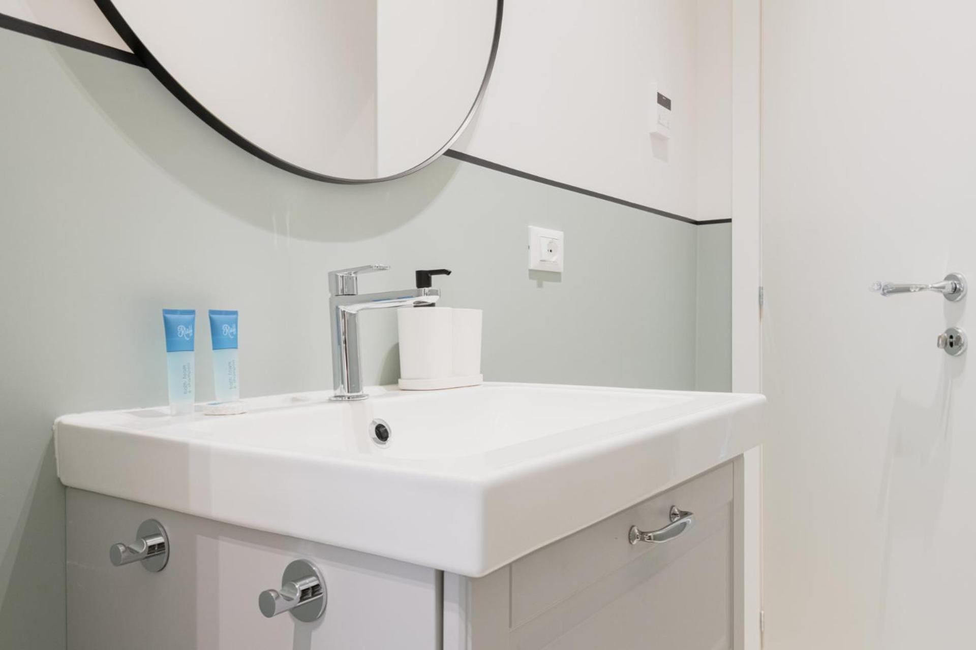 Easylife - Luminosa Dimora In Sant'Ambrogio Leilighet Milano Eksteriør bilde